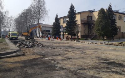 Poniatowa: trwa gruntowna rewitalizacja centrum miasta